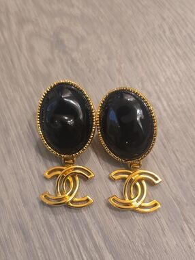 CHANEL Gold-Tone Earrings with Black Oval Cabochons and CC Drops